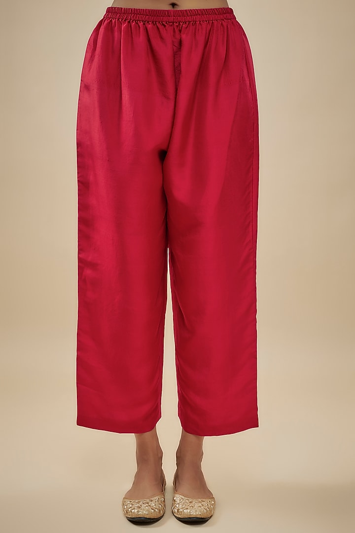Red Silk Pearl Hand Embroidered Kaftan Set by Mrunalini Rao at Pernia's Pop Up Shop