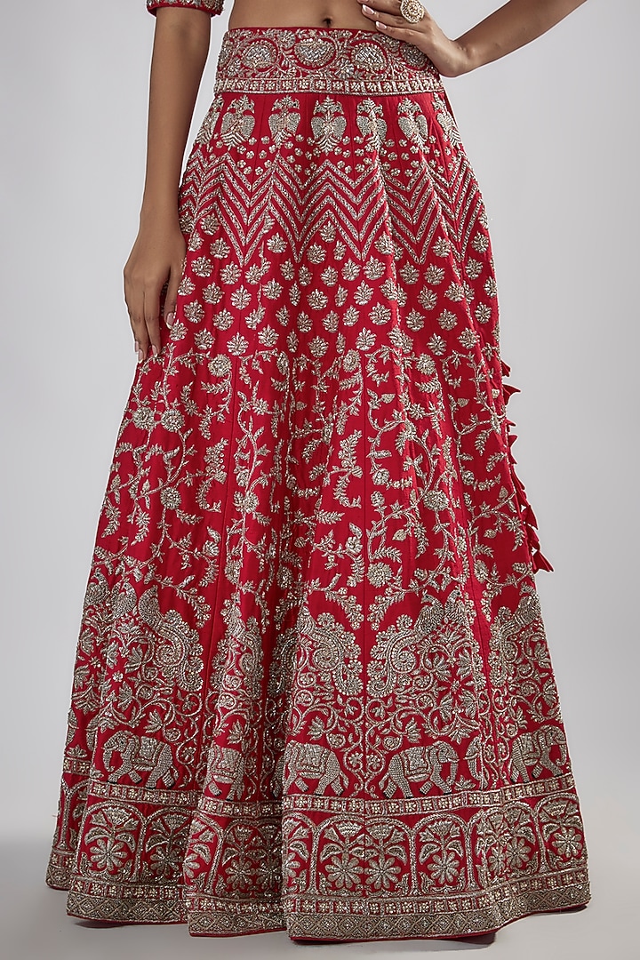 Red Raw Silk Embroidered Bridal Lehenga Set by Mrunalini Rao at Pernia's Pop Up Shop