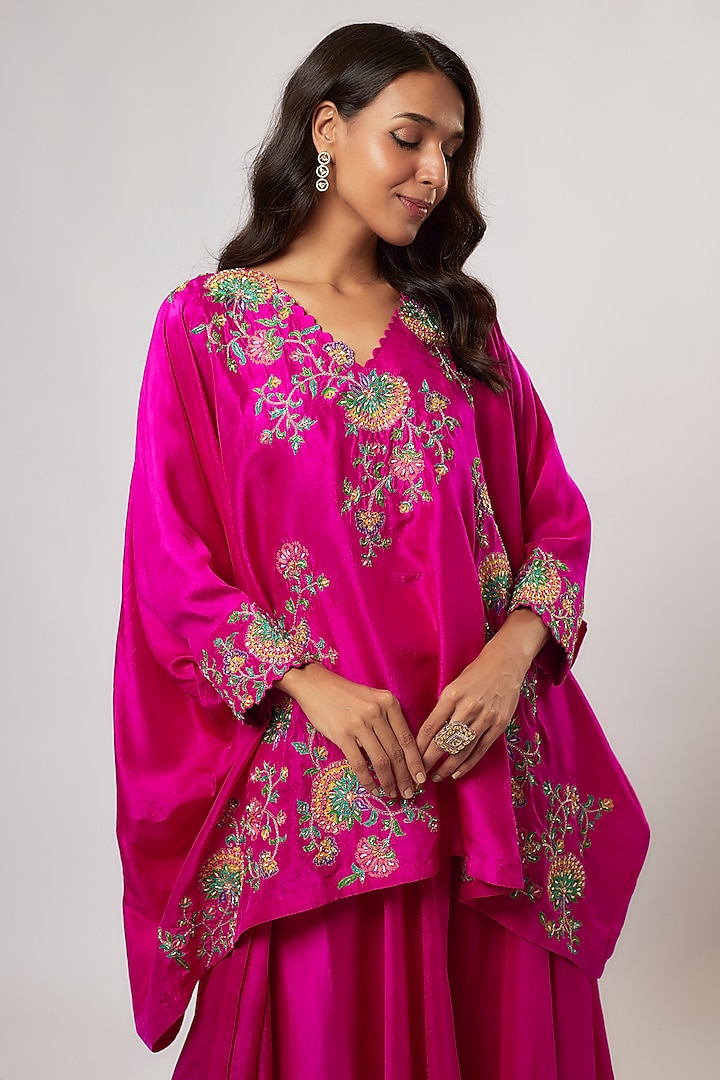 Fuchsia Silk Zardosi Embroidered Kurta Set by Mrunalini Rao at Pernia's Pop Up Shop