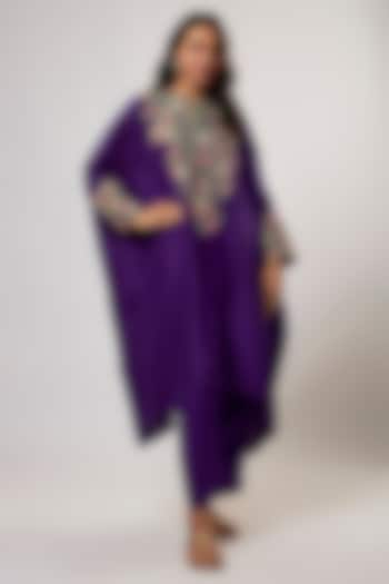 Purple Pure Silk Zardosi Embroidered Kurta Set by Mrunalini Rao at Pernia's Pop Up Shop