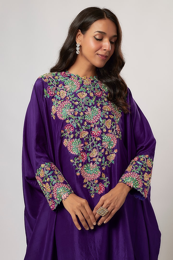 Purple Pure Silk Zardosi Embroidered Kurta Set by Mrunalini Rao at Pernia's Pop Up Shop