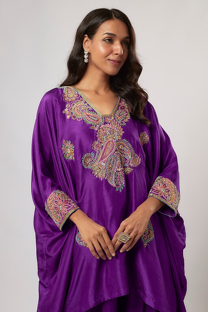 Purple Pure Silk Zardosi & Resham Embroidered Kurta Set by Mrunalini Rao at Pernia's Pop Up Shop