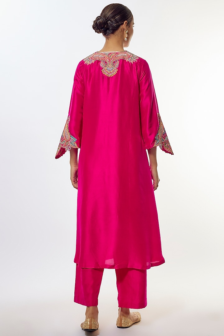 Hot Pink Pure Silk Resham Hand Embroidered Kurta Set by Mrunalini Rao at Pernia's Pop Up Shop