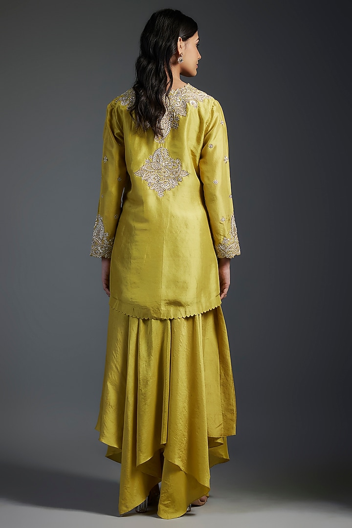 Lime Dupion Silk Zardosi Embroidered Kurta set by Mrunalini Rao at Pernia's Pop Up Shop