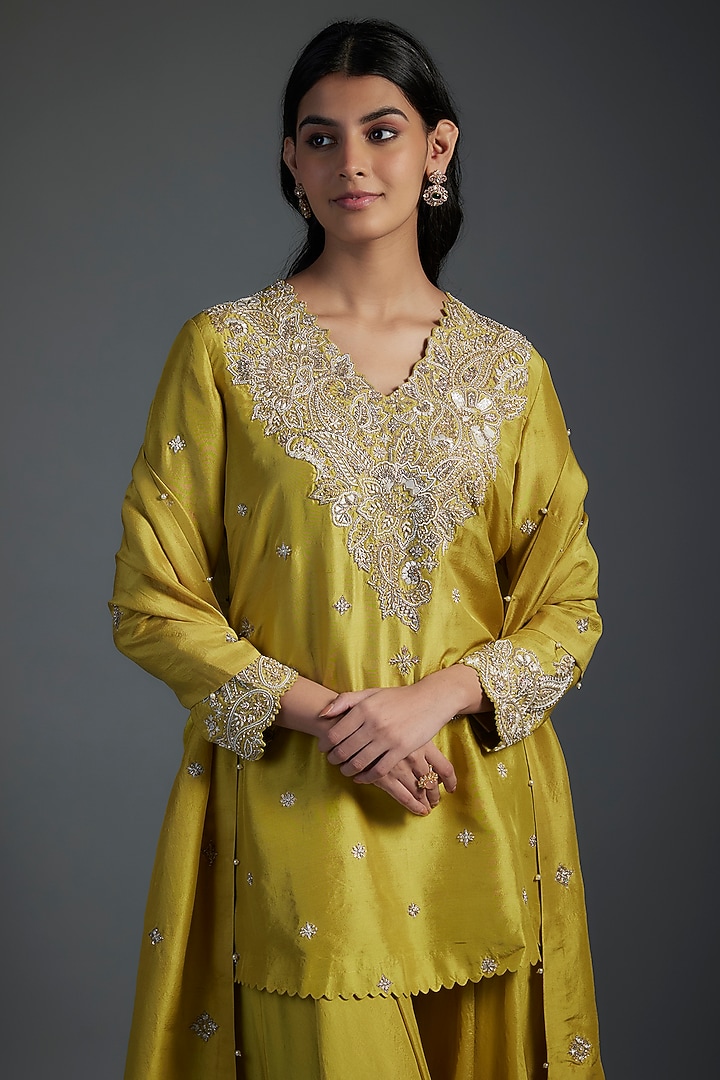 Lime Dupion Silk Zardosi Embroidered Kurta set by Mrunalini Rao at Pernia's Pop Up Shop