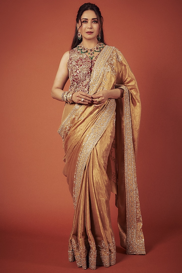 Gold Tissue Zari Embroidered Saree Set by Mrunalini Rao at Pernia's Pop Up Shop