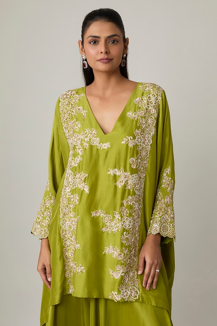 Apple Green Silk Resham & Pearl Embroidered Kaftan Set by Mrunalini Rao at Pernia's Pop Up Shop