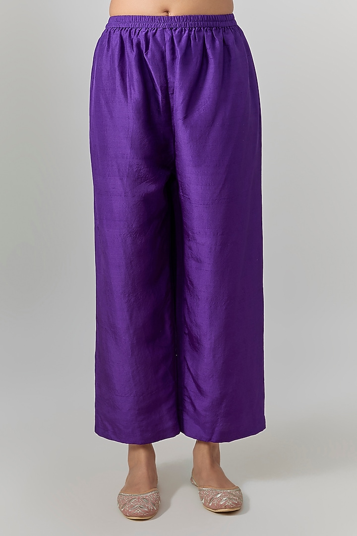 Purple Silk Zardosi Embroidered Kurta Set by Mrunalini Rao at Pernia's Pop Up Shop