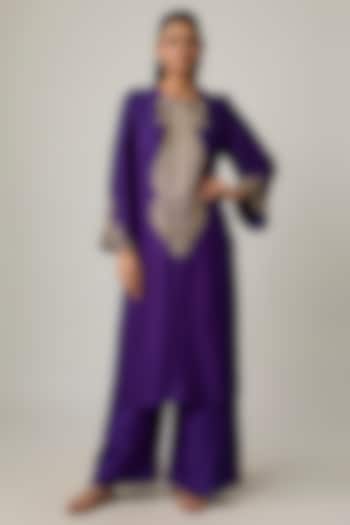 Purple Silk Resham & Zardosi Embroidered Kurta Set by Mrunalini Rao at Pernia's Pop Up Shop