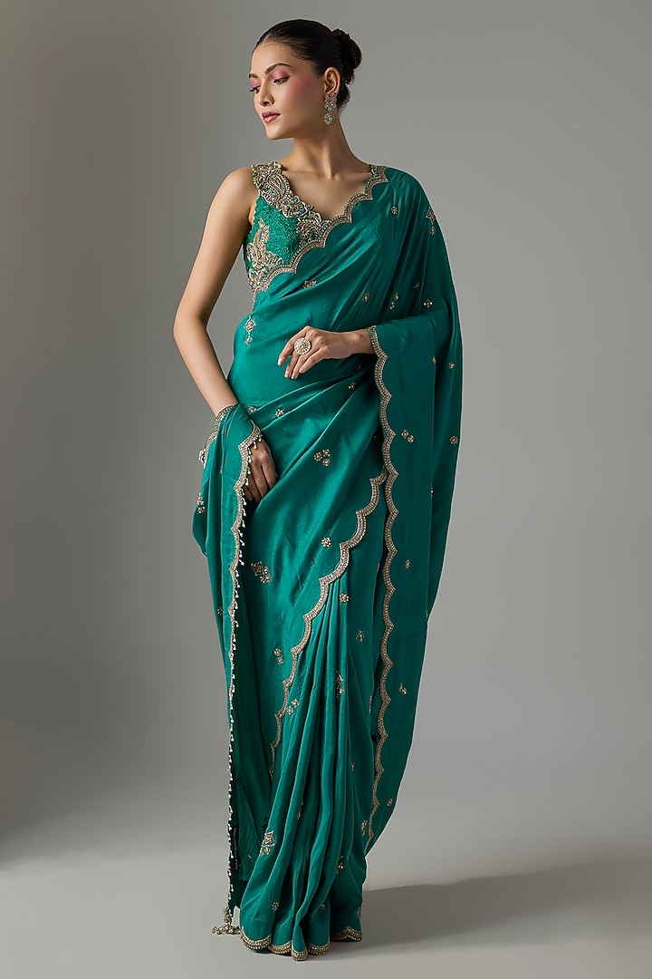 Rama Green Satin Silk Zardosi Embroidered Reception Saree Set by Mrunalini Rao at Pernia's Pop Up Shop