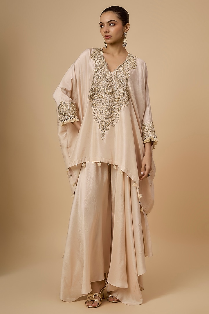 Ivory Silk Zardosi Embroidered Short Kurta Set by Mrunalini Rao at Pernia's Pop Up Shop