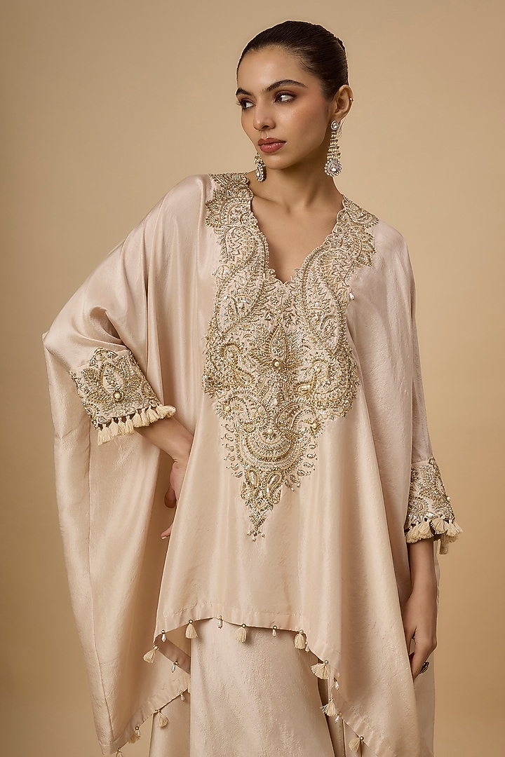 Ivory Silk Zardosi Embroidered Short Kurta Set by Mrunalini Rao at Pernia's Pop Up Shop