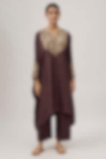 Brown Pure Silk Zardosi Embroidered Kurta Set by Mrunalini Rao at Pernia's Pop Up Shop