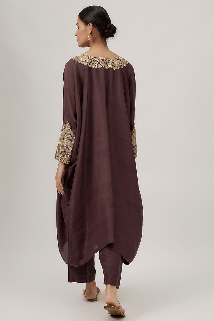 Brown Pure Silk Zardosi Embroidered Kurta Set by Mrunalini Rao at Pernia's Pop Up Shop