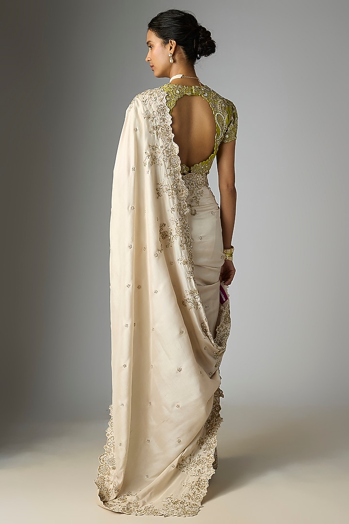 Ivory Silk Zardosi Embroidered Bridal Saree Set by Mrunalini Rao at Pernia's Pop Up Shop