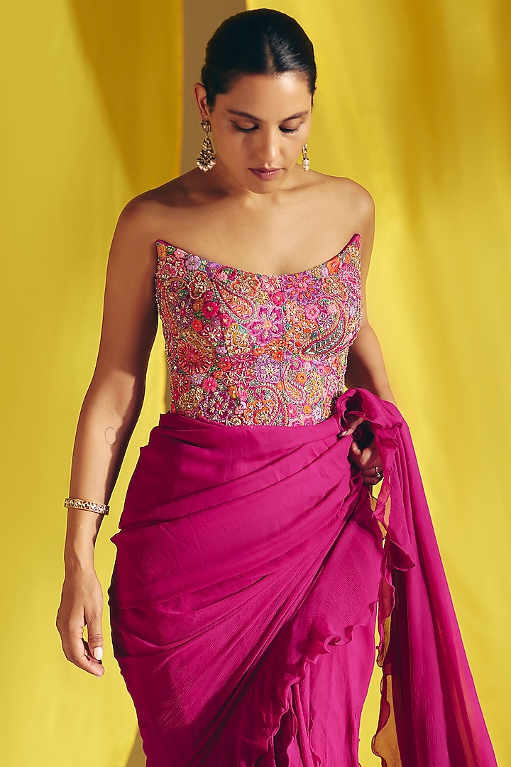 Magenta Chiffon Ruffled Reception Saree Set by Mrunalini Rao at Pernia's Pop Up Shop