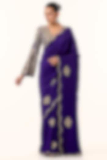 Purple Silk Zardosi Hand Embroidered Reception Saree Set by Mrunalini Rao at Pernia's Pop Up Shop