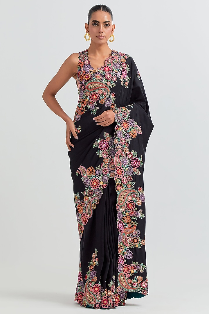 Black Silk Resham Embroidered Bridal Saree Set by Mrunalini Rao at Pernia's Pop Up Shop