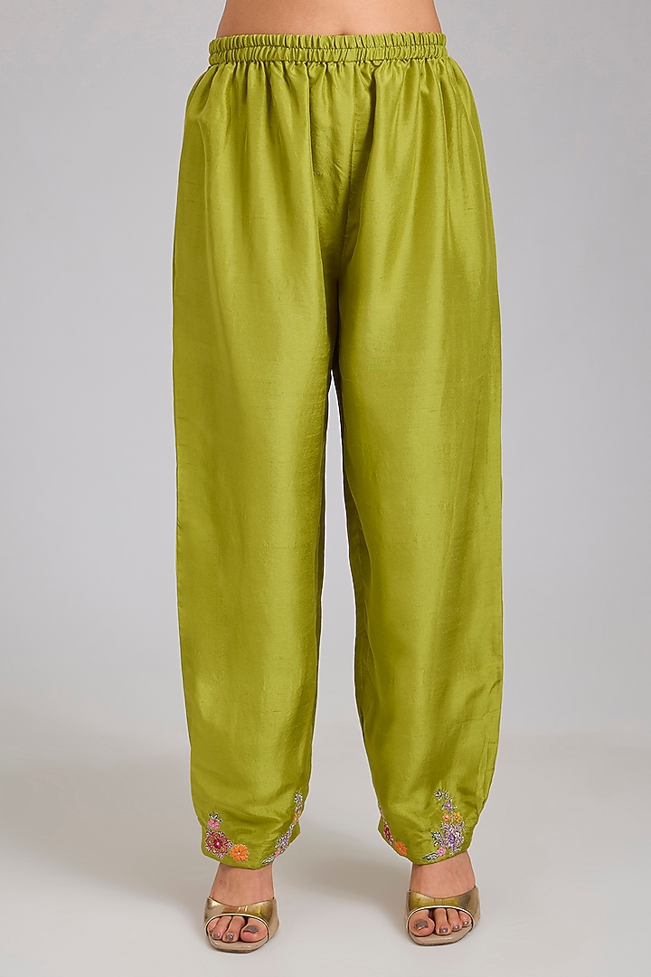 Lime Green Silk Zardosi Embroidered Kurta Set by Mrunalini Rao at Pernia's Pop Up Shop