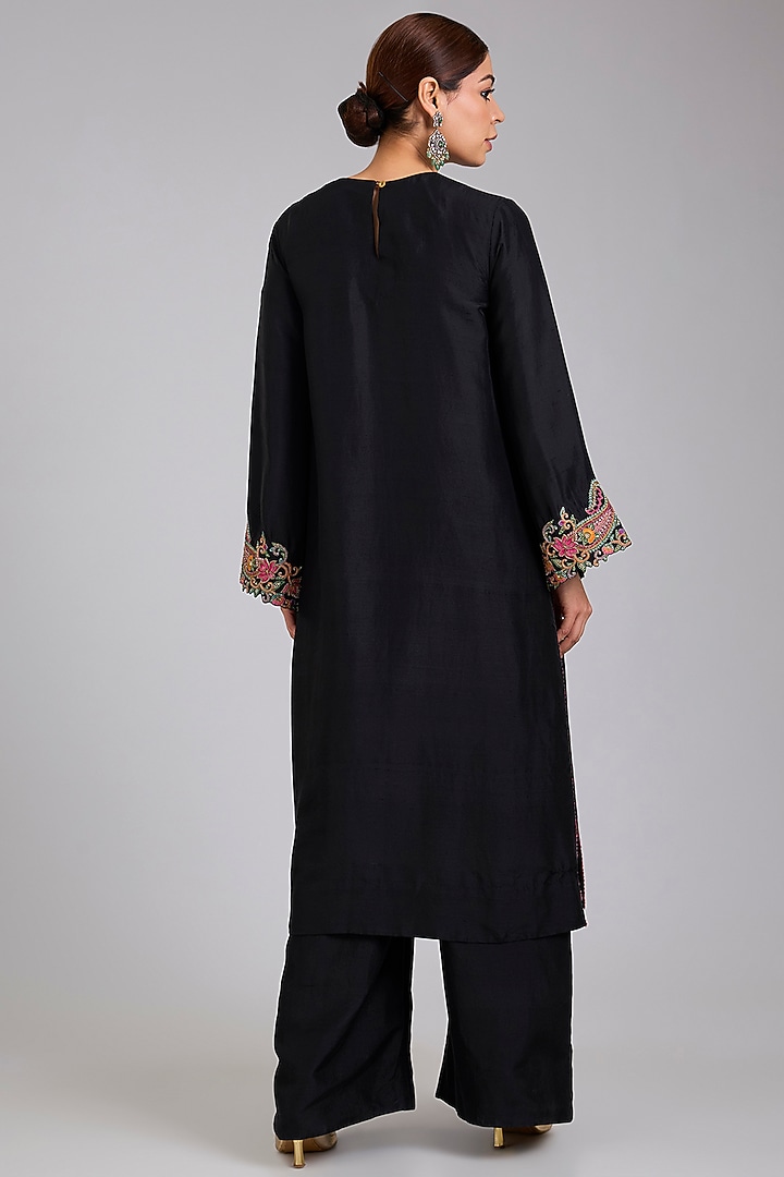 Black Silk Zardosi Embroidered Kurta Set by Mrunalini Rao at Pernia's Pop Up Shop