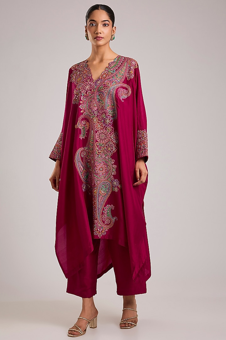 Maroon Silk Resham Embroidered Kaftan Set by Mrunalini Rao at Pernia's Pop Up Shop