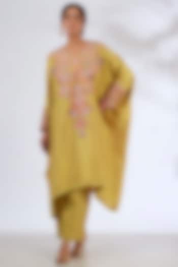 Yellow Silk Hand Embroidered Kaftan Set by Mrunalini Rao at Pernia's Pop Up Shop