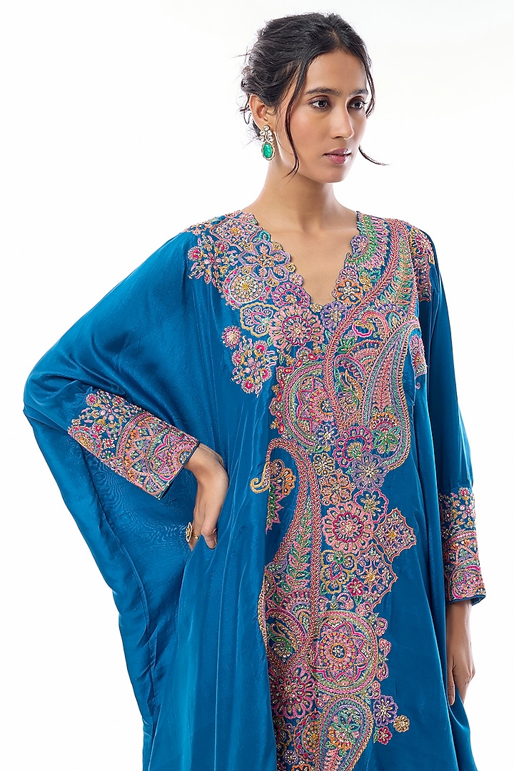 Vivid Blue Silk Zardosi Embroidered Kurta Set by Mrunalini Rao at Pernia's Pop Up Shop