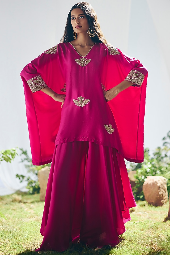 Fuchsia Pink Silk Pearl Hand Embroidered Short Kurta Set by Mrunalini Rao at Pernia's Pop Up Shop