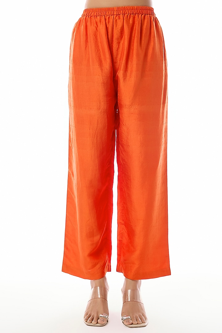 Orange Silk Zardosi & Pearl Hand Embroidered Kurta Set by Mrunalini Rao at Pernia's Pop Up Shop