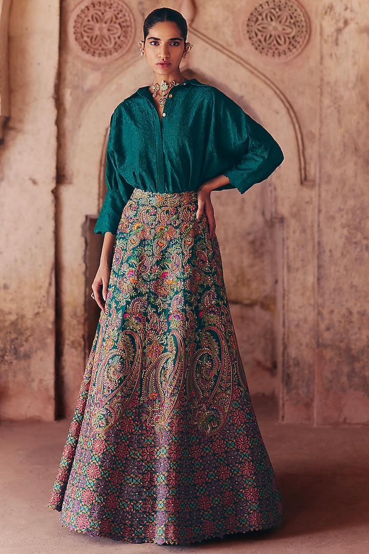 Rama Green Silk Resham & Zardosi Embroidered Bridal Lehenga Set by Mrunalini Rao at Pernia's Pop Up Shop