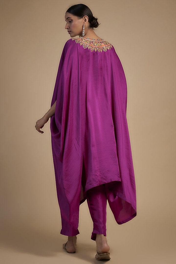 Magenta Pink Paisley Zardosi Embroidered Kaftan Set by Mrunalini Rao at Pernia's Pop Up Shop