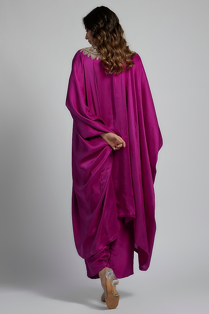 Magenta Pink Paisley Zardosi Embroidered Kaftan Set by Mrunalini Rao at Pernia's Pop Up Shop