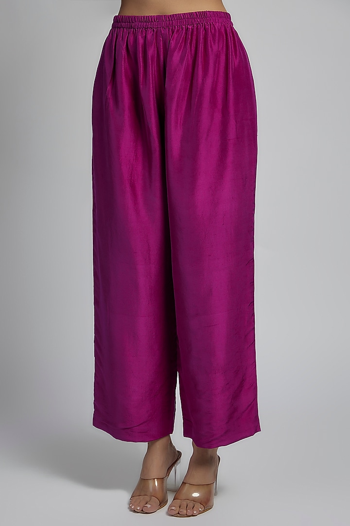 Magenta Pink Paisley Zardosi Embroidered Kaftan Set by Mrunalini Rao at Pernia's Pop Up Shop