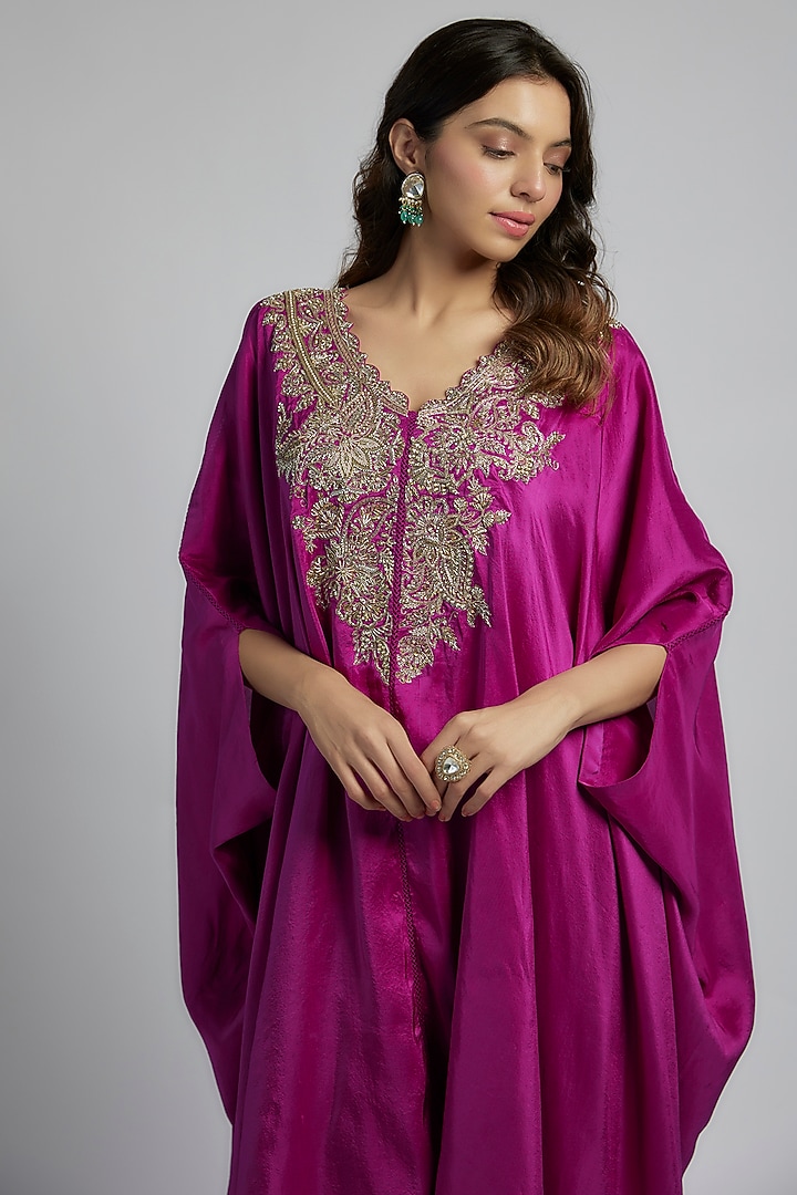 Magenta Pink Paisley Zardosi Embroidered Kaftan Set by Mrunalini Rao at Pernia's Pop Up Shop
