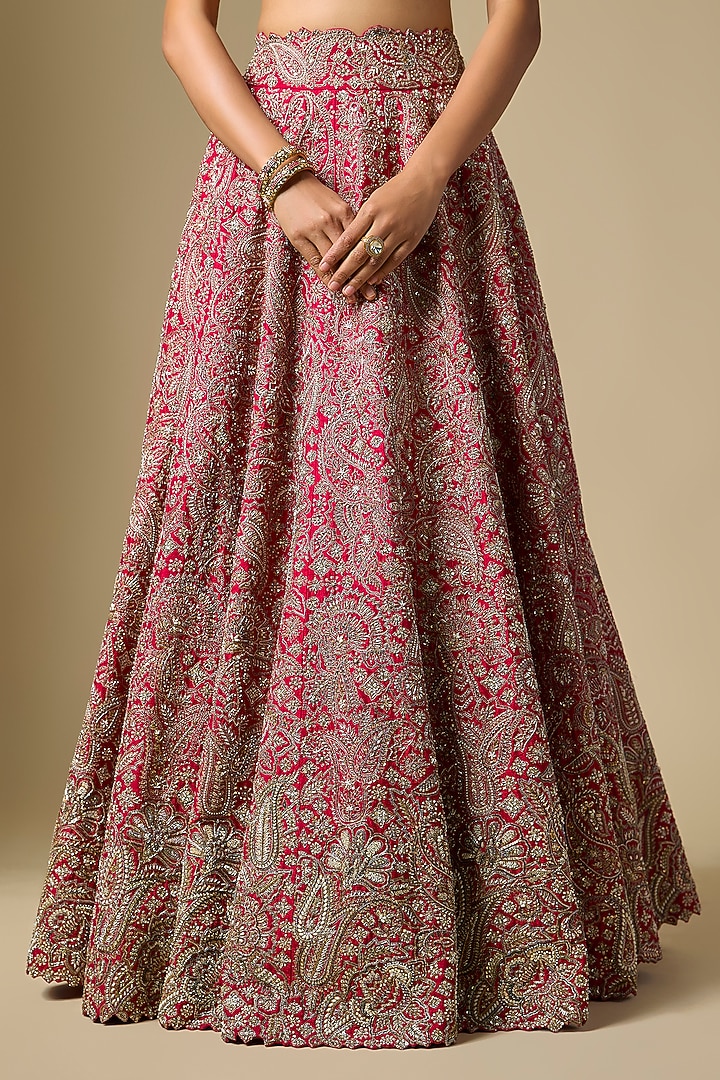 Red Raw Silk Embroidered Bridal Lehenga Set by Mrunalini Rao at Pernia's Pop Up Shop