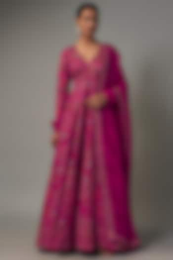 Pink Pure Silk Resham Embroidered Anarkali Set by Mrunalini Rao at Pernia's Pop Up Shop