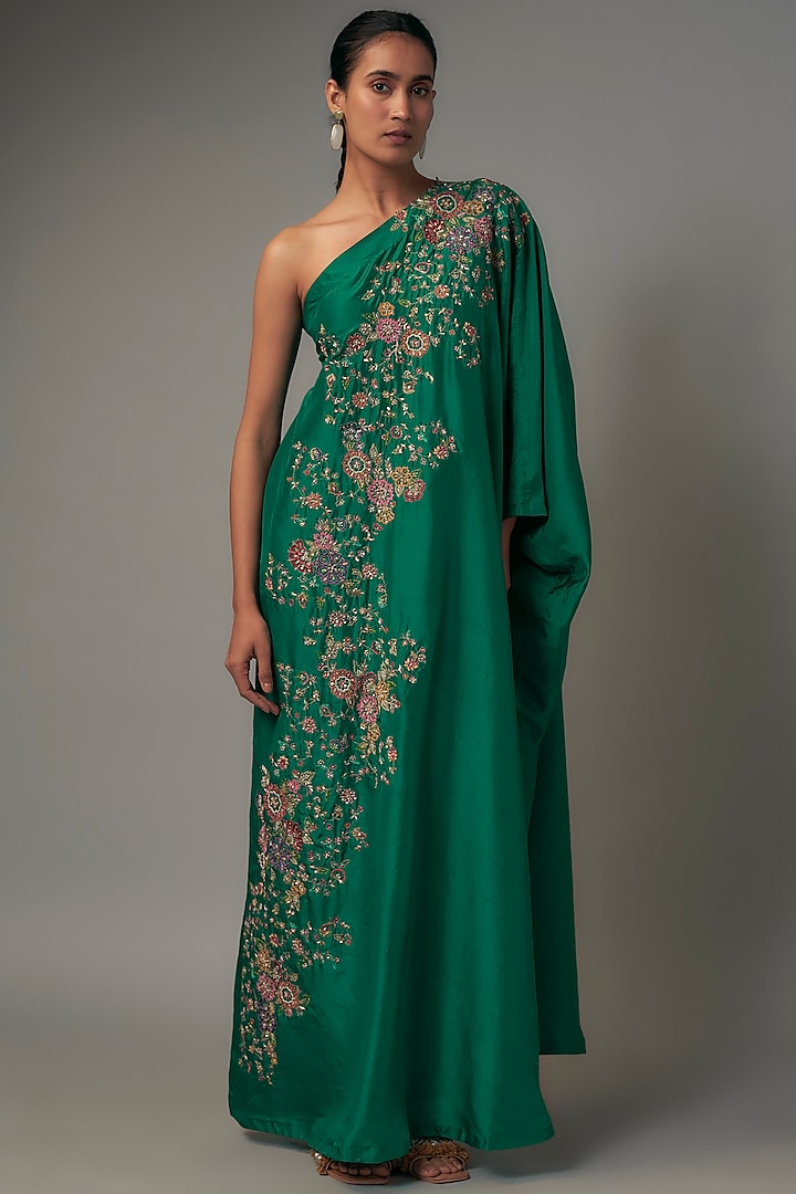 Green Pure Silk Resham Embroidered One-Shoulder Kaftan by Mrunalini Rao at Pernia's Pop Up Shop