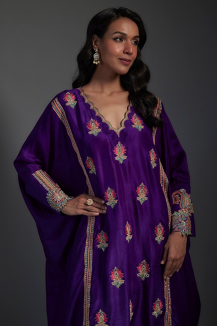 Purple Pure Silk Pearl Hand Embroidered Kurta Set by Mrunalini Rao at Pernia's Pop Up Shop
