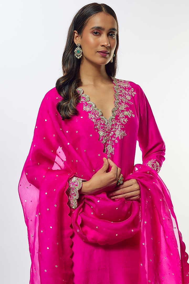 Pink Pure Silk Zardosi Embroidered Kurta Set by Mrunalini Rao at Pernia's Pop Up Shop