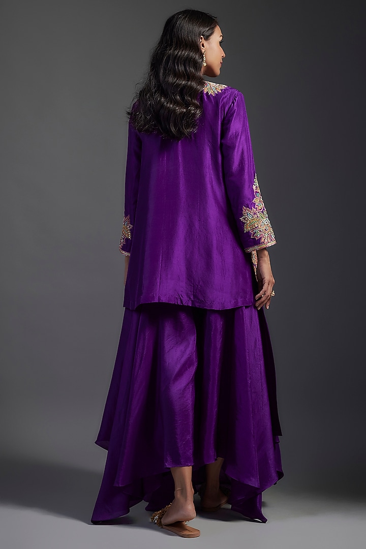 Purple Pure Silk Zardosi Hand Embroidered Kurta Set by Mrunalini Rao at Pernia's Pop Up Shop
