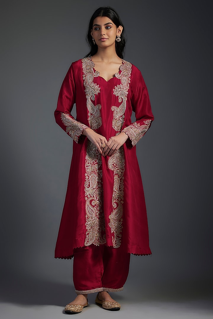 Red Silk Floral Hand Embroidered Panelled A-Line Kurta Set by Mrunalini Rao at Pernia's Pop Up Shop