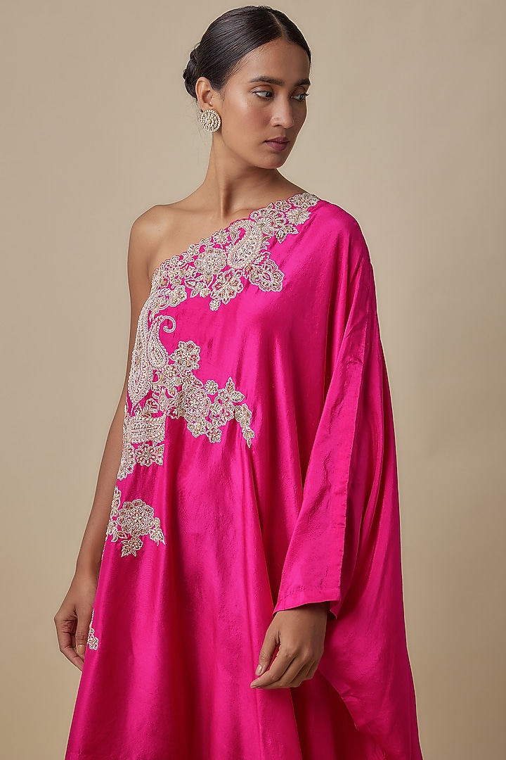 Fuchsia Pink Pure Silk Hand Embroidered Kaftan by Mrunalini Rao at Pernia's Pop Up Shop
