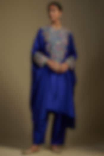 Royal Blue Pure Silk Zardosi Hand Embroidered Kurta Set by Mrunalini Rao at Pernia's Pop Up Shop