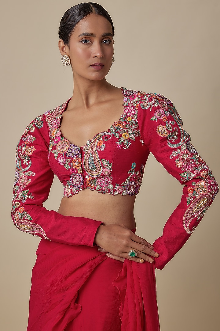 Red Chiffon Ruffled Reception Saree Set by Mrunalini Rao at Pernia's Pop Up Shop