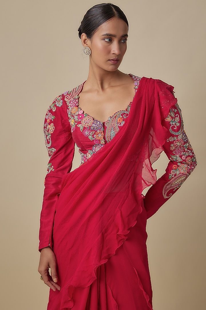 Red Chiffon Ruffled Reception Saree Set by Mrunalini Rao at Pernia's Pop Up Shop