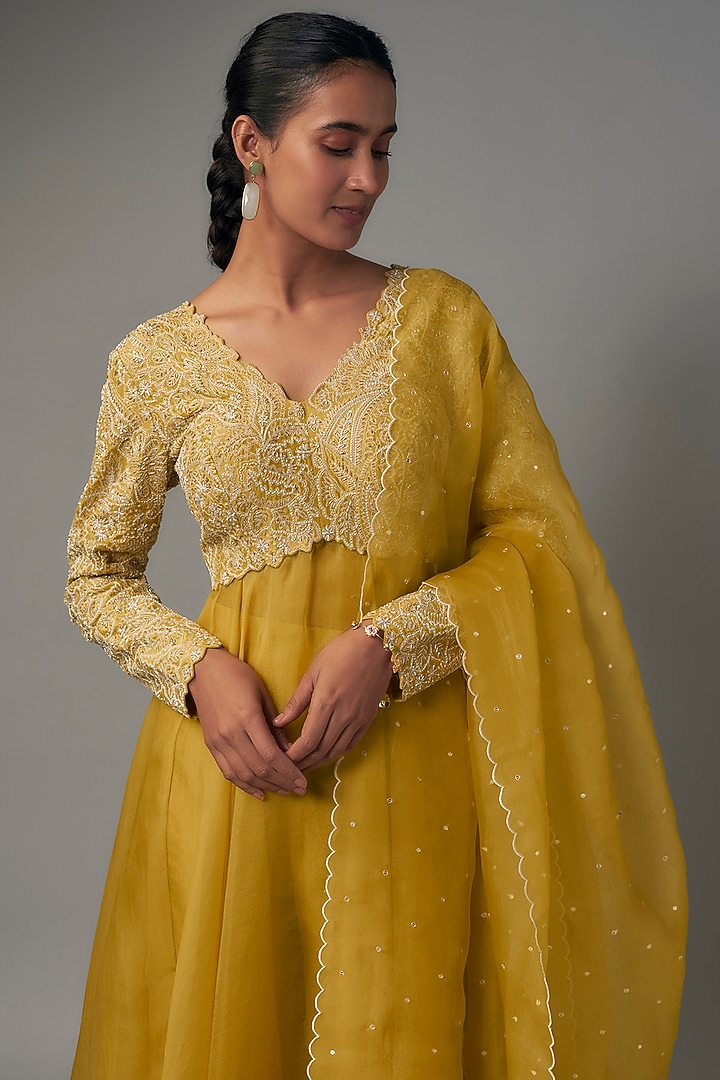 Yellow Pure Silk & Organza Hand Embroidered Bridal Anarkali Set by Mrunalini Rao at Pernia's Pop Up Shop