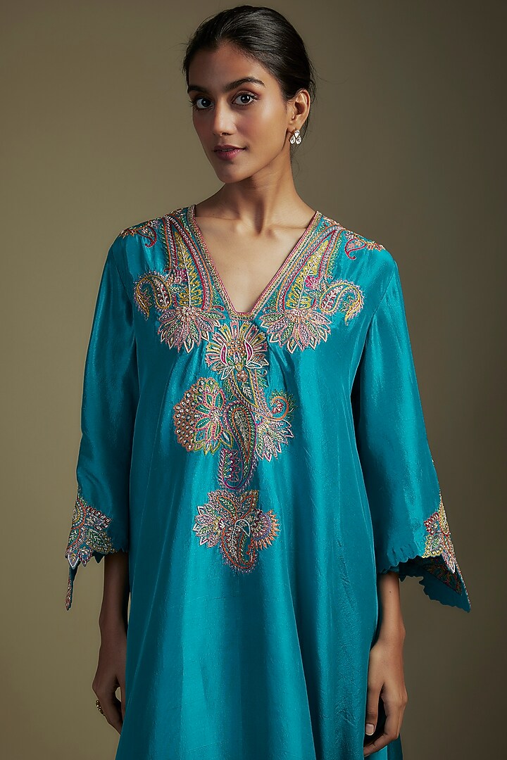 Ananda Blue Pure Silk Zardosi Embroidered Kurta Set by Mrunalini Rao at Pernia's Pop Up Shop