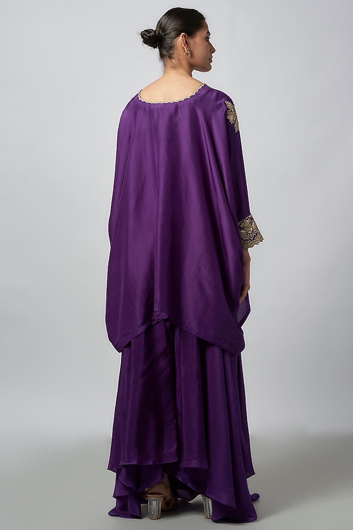 Purple Pure Silk Zardosi Hand Embroidered Kurta Set by Mrunalini Rao at Pernia's Pop Up Shop