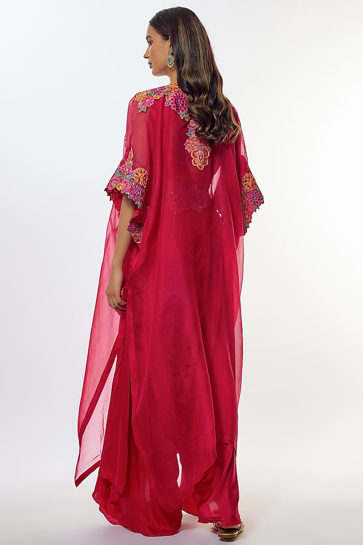 Red Organza Resham Hand Embroidered Cape Set by Mrunalini Rao at Pernia's Pop Up Shop