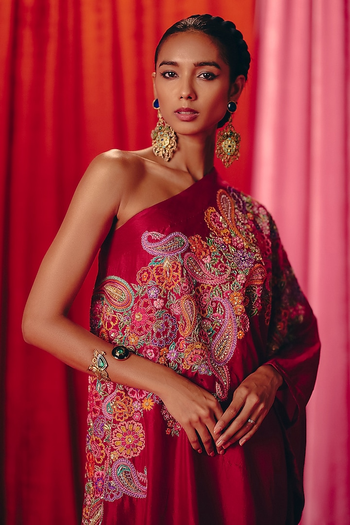 Maroon Pure Silk Resham Hand Embroidered One-Shoulder Kaftan by Mrunalini Rao at Pernia's Pop Up Shop